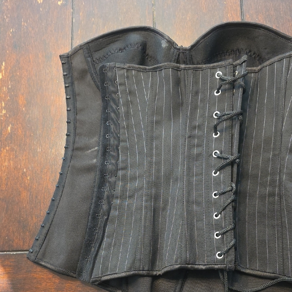 Black Corset with Pink Lacing and Skirt - Picture 3 of 8
